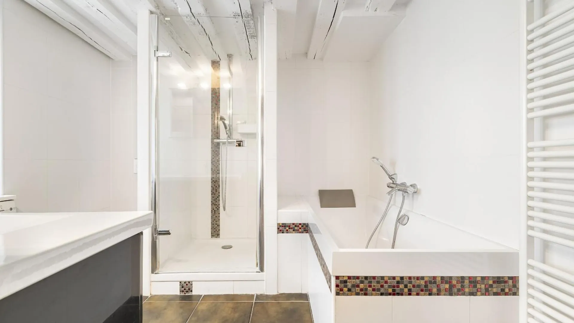 Bahia Apartment Paris