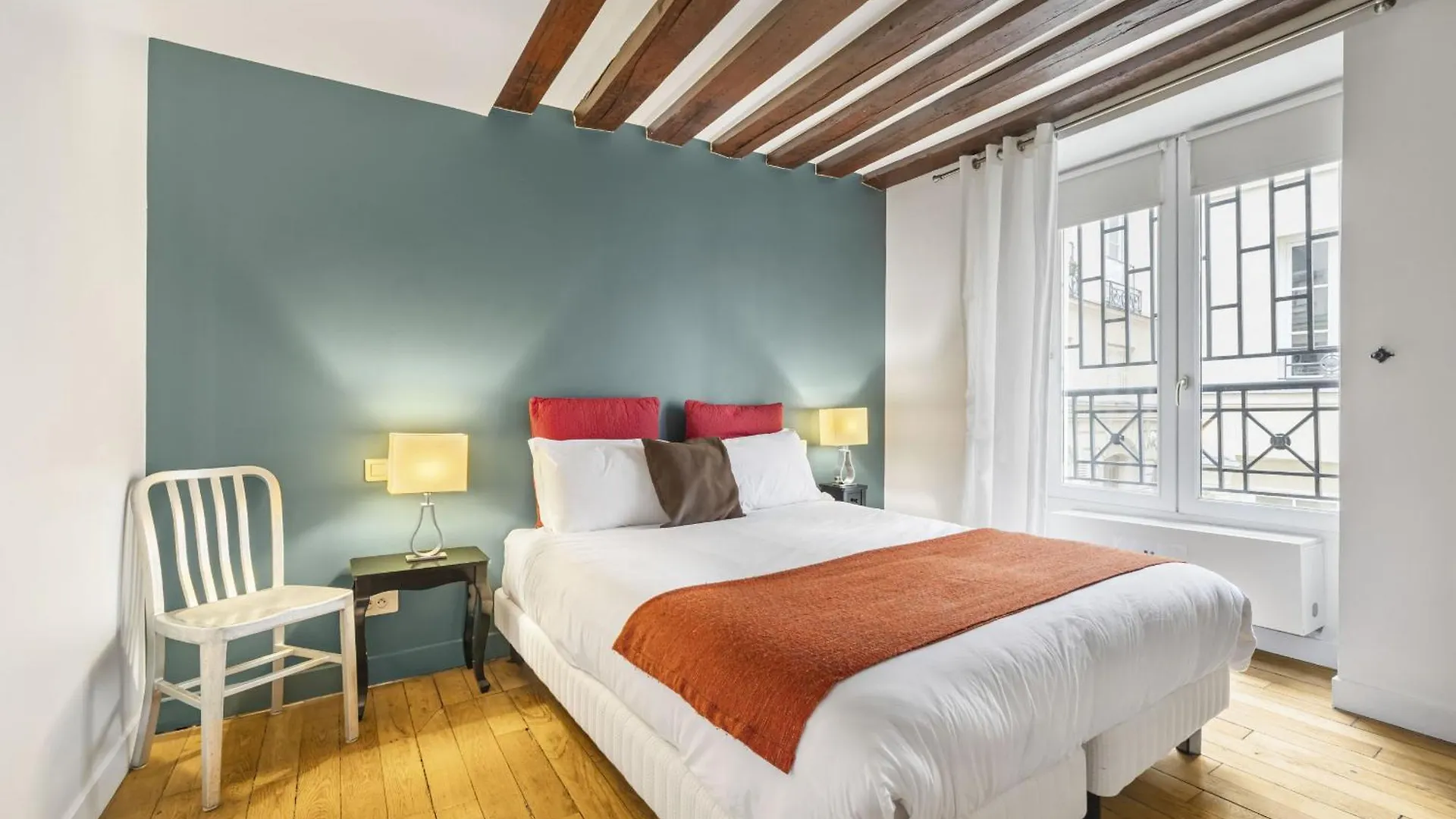 Bahia Apartment Paris
