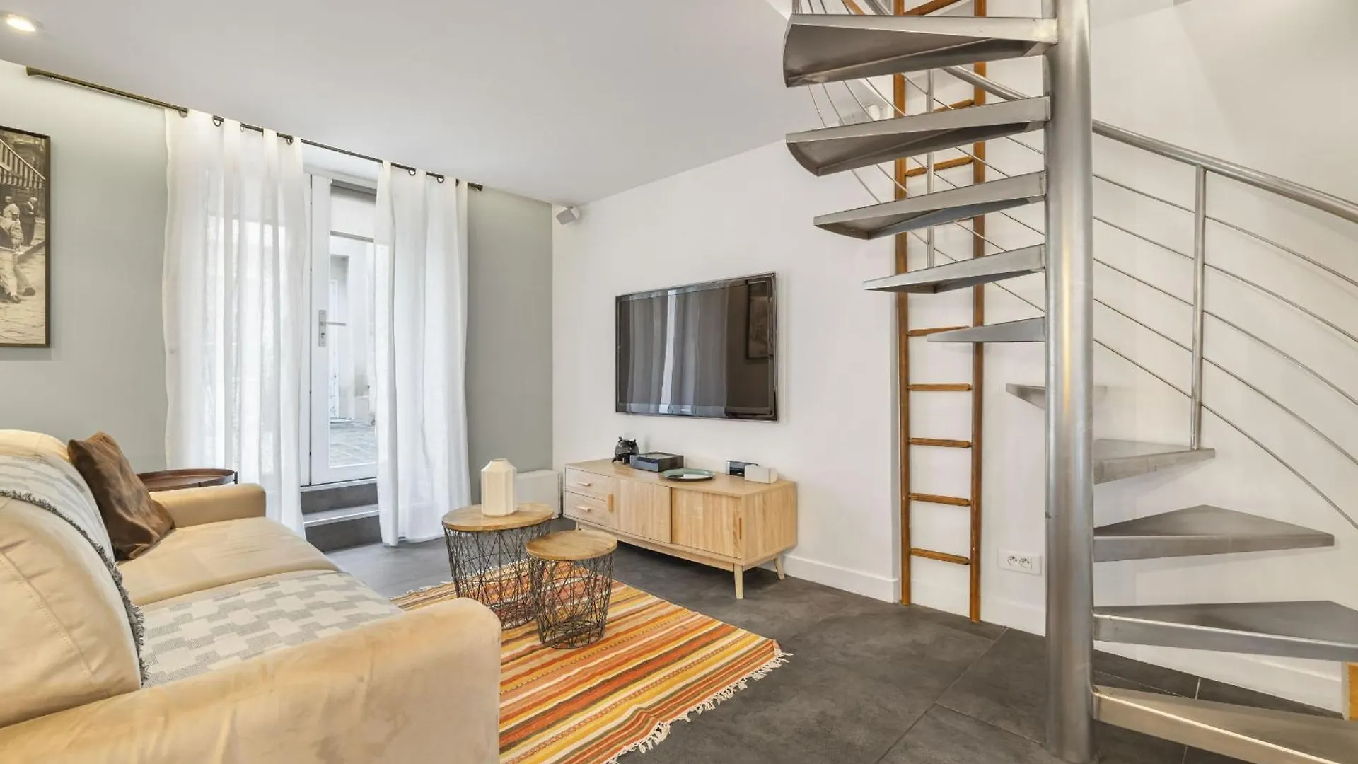 Bahia Apartment Paris
