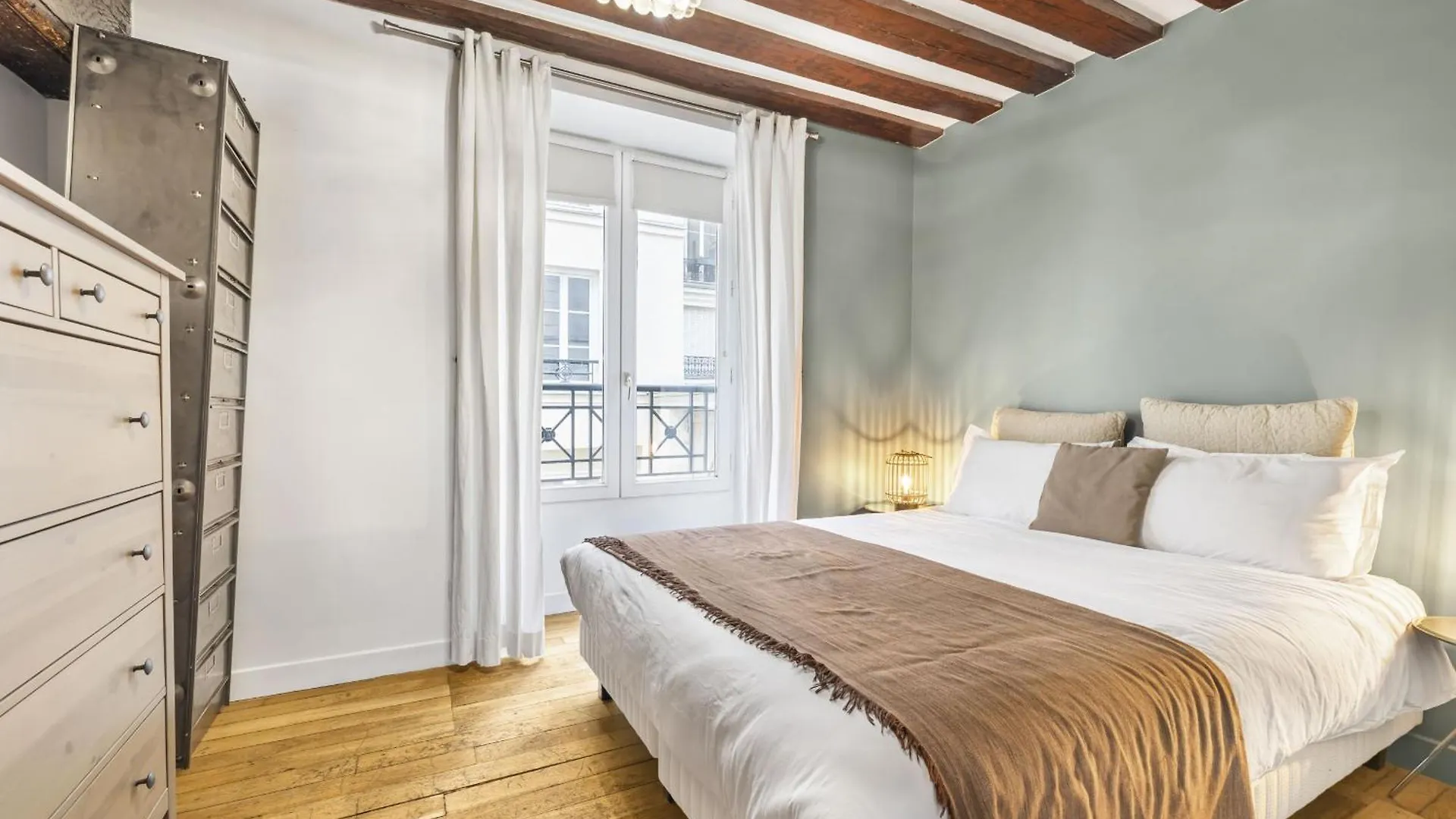 Bahia Apartment Paris France